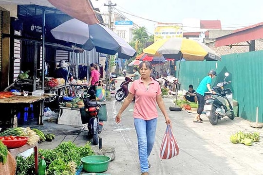 [Audio] Chợ tiền tỷ, hiện đại... chờ tiểu thương